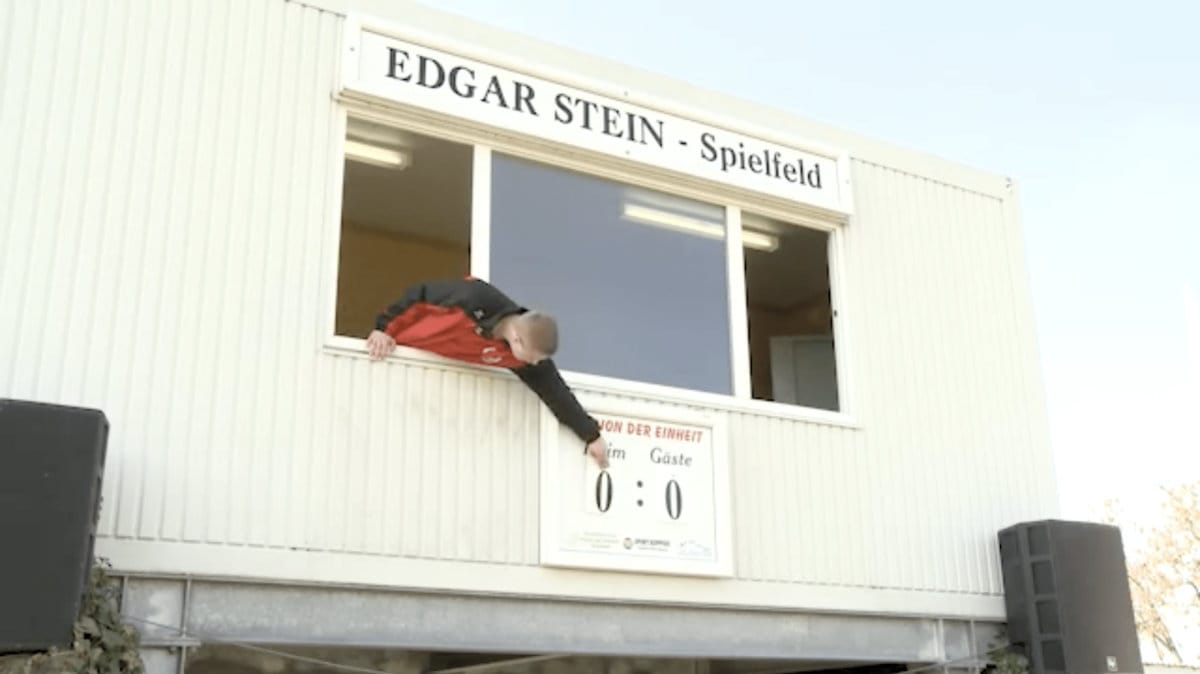 Screenshot von: Ehrenamt im Regionalfußball